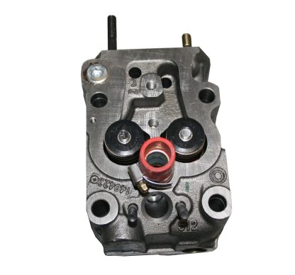 TD226B Dízelmotor (Deutz) WD615 cylinder head assembly