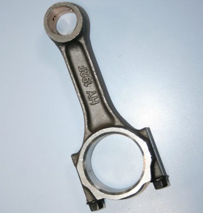 474 Diesel engine connecting rod